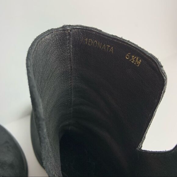 Donald Pliner Black  Donata Heeled Boot Size 6.5M - Picture 7 of 8